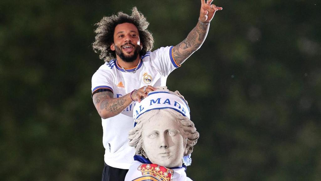 MARCELO SE RETIRA DEL&nbsp;FÚTBOL