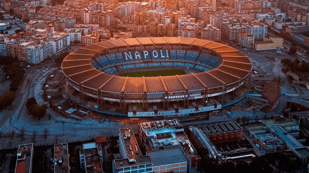 EL NÁPOLES ANUNCIA QUE ABANDONARÁ EL ESTADIO DIEGO MARADONA PARA CONSTRUIR UNO&nbsp;NUEVO