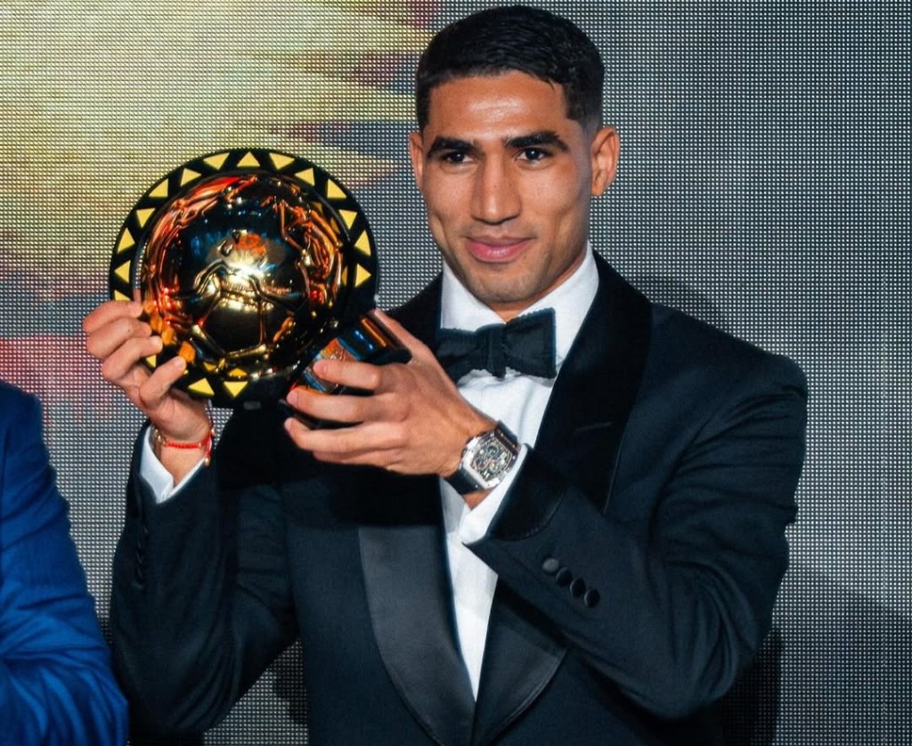 ACHRAF HAKIMI CONQUISTA ÁFRICA: EL DEFENSA MARROQUÍ DEL PSG, ELEGIDO MEJOR JUGADOR AFRICANO DEL AÑO&nbsp;2025