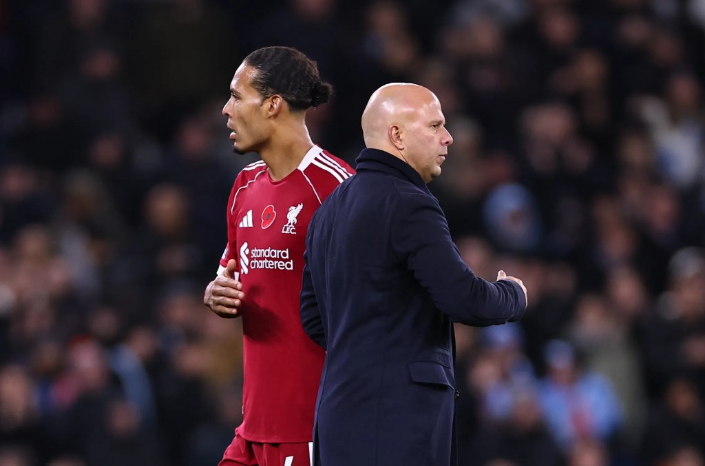 ¿QUÉ DEBERÍA HACER ARNE SLOT CON EL&nbsp;LIVERPOOL?