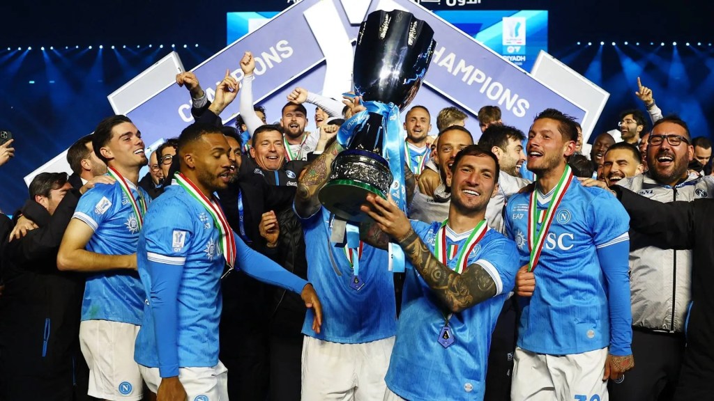EL NAPOLI APLASTA AL BOLONIA Y SE PROCLAMA CAMPEÓN DE LA SUPERCOPA DE&nbsp;ITALIA