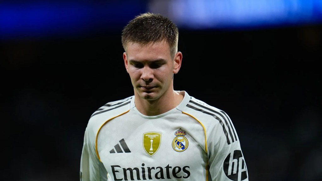 KEMPES AVISA A MASTANTUONO: “SI NO UTILIZA SU TALENTO, NO VA A DURAR&nbsp;MUCHO”