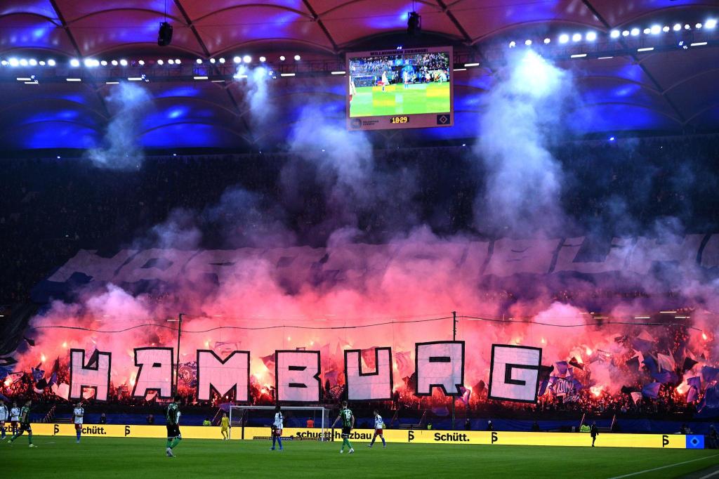 EL HAMBURGO SV, SANCIONADO CON MÁS DE 500.000 EUROS POR LA CONDUCTA DE SUS&nbsp;AFICIONADOS