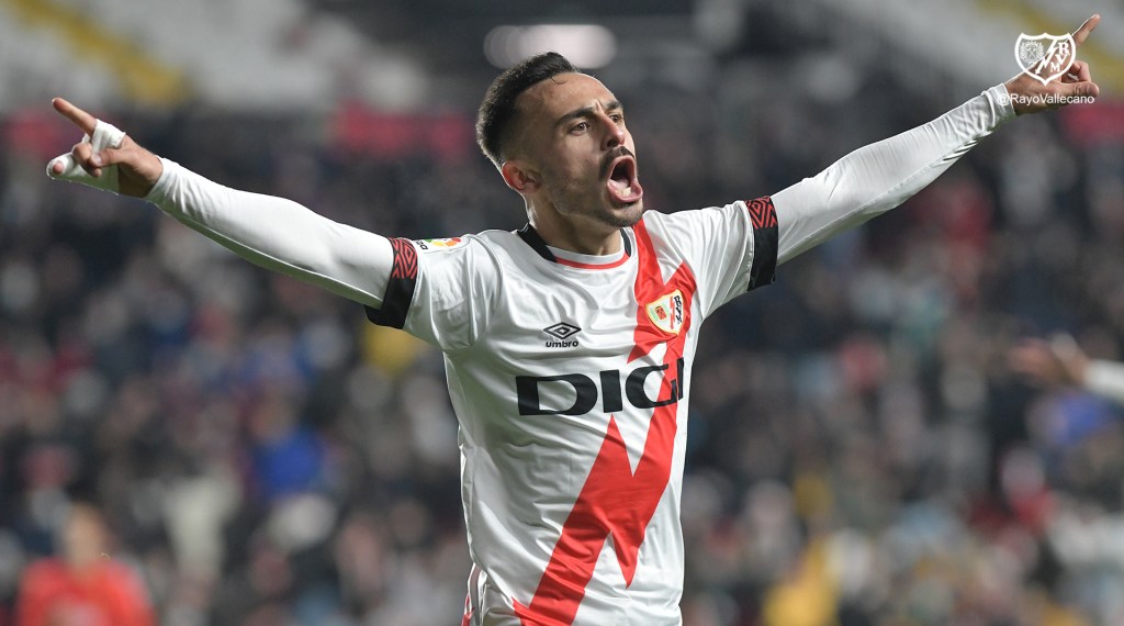 ÁLVARO GARCÍA DENUNCIA LAS CONDICIONES DEL RAYO: “NO TENEMOS LOS MEDIOS DE UN EQUIPO DE PRIMERA”