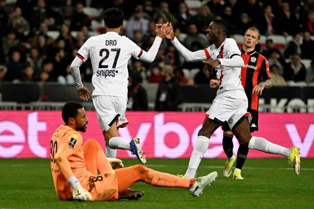 DRO FERNÁNDEZ IRRUMPE EN EL PSG CON SU PRIMER GOL Y DEJA SU SELLO