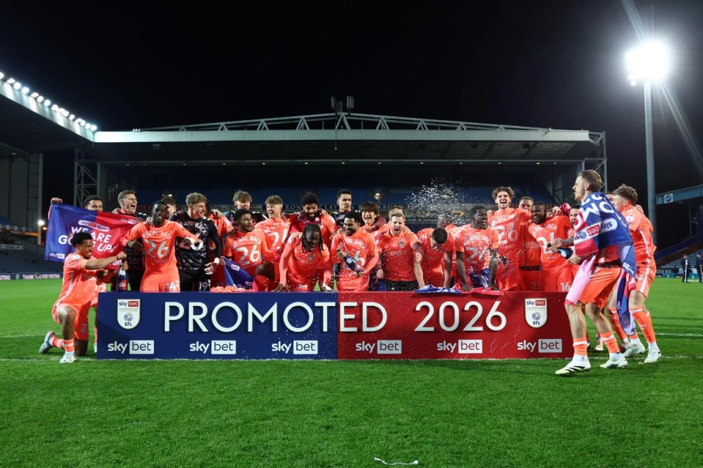 25 años ha tardado el Coventry en regresar a la Premier League; foto: VAVEL.com.