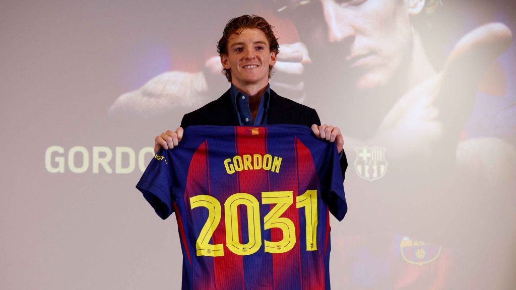 Gordon, el primer fichaje del FC Barcelona; foto: La Razón.