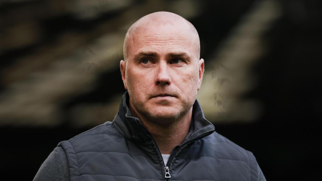 Jens Berthel Askou es un entrenador desconocido; foto: BBC.
