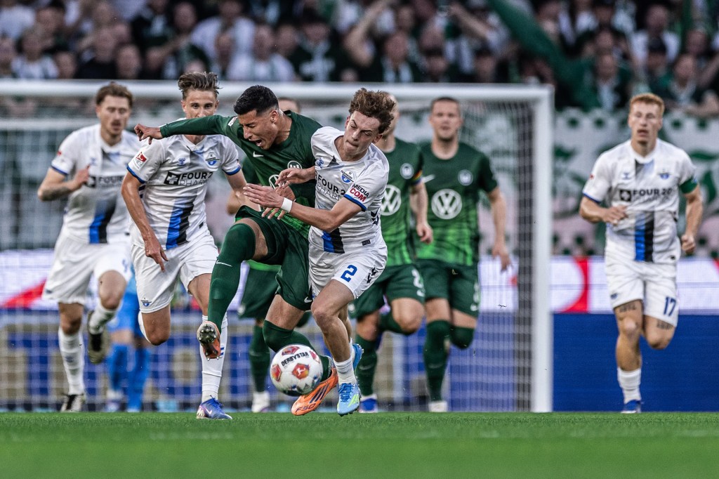 El Wolfsburg desciende en ese partido de play-out; foto: Bundesliga.