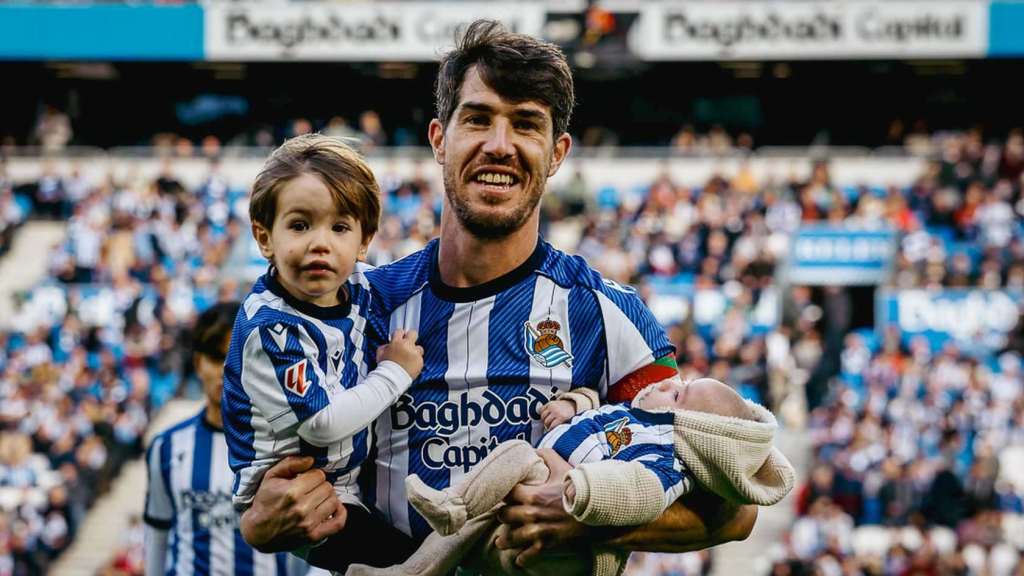 ARITZ ELUSTONDO DIRÁ ADIÓS A LA REAL SOCIEDAD TRAS UNA DÉCADA EN EL PRIMER&nbsp;EQUIPO