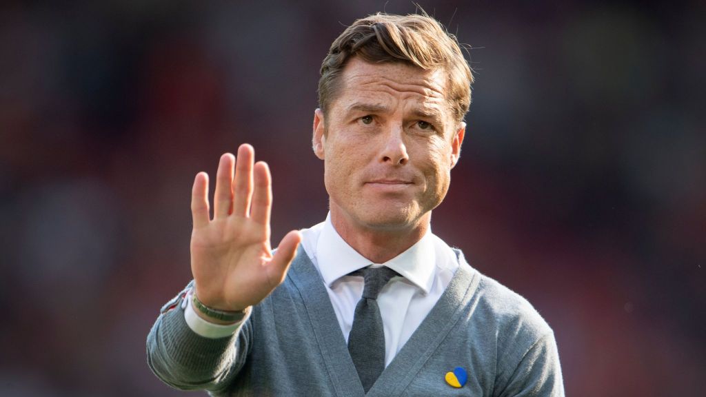 Scott Parker no consigue ser un entrenador para Premier League; foto: Sky Sports.