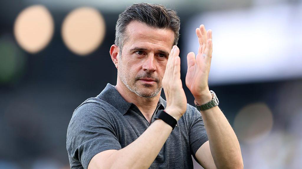Marco Silva ha dado una estabilidad brutal al Fulham; foto: BBC.