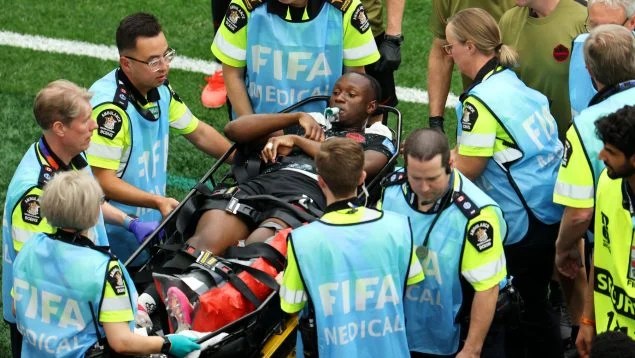 ISMAËL KONÉ SUFRE UNA FRACTURA DE TIBIA EN LA GOLEADA DE CANADÁ Y ENCIENDE LAS ALARMAS EN EL&nbsp;MUNDIAL