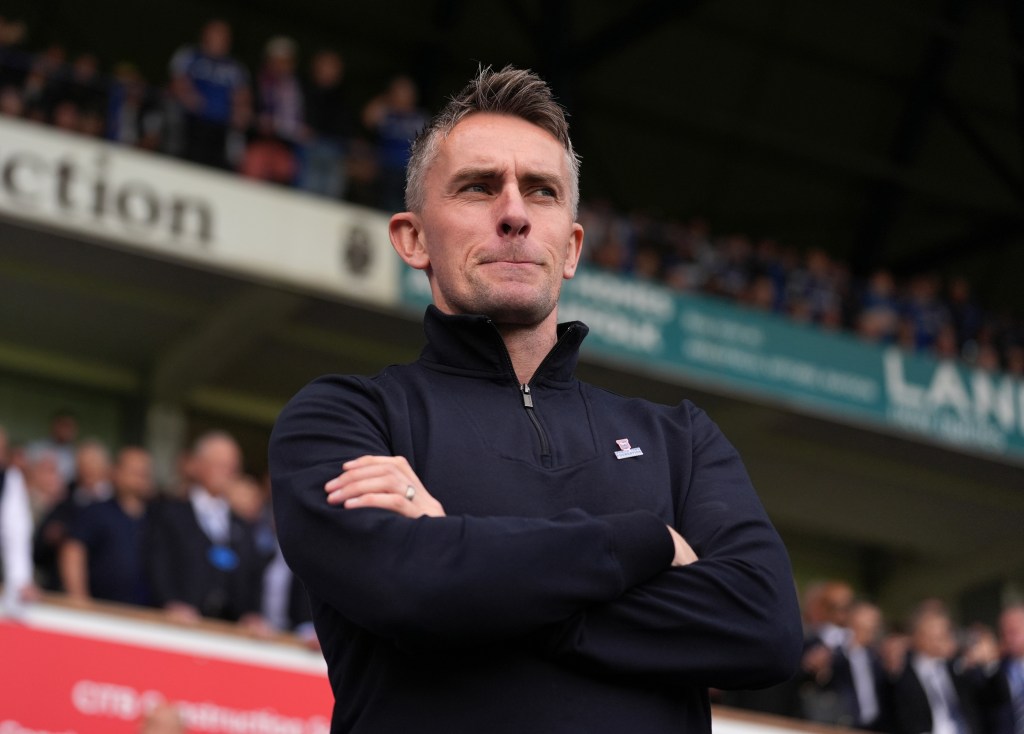 Un acuerdo de salida muy extraño, Kieran McKenna es leyenda en Ipswich; foto: BBC.